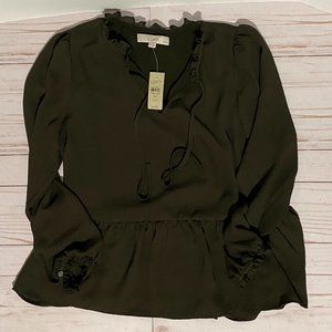 NWT LOFT Petite Split Neck Peplum Blouse